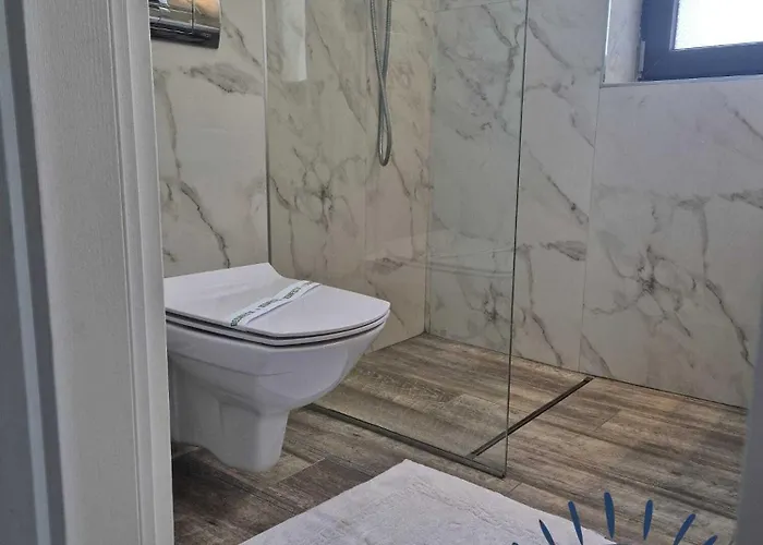 Summerland Sunny Apartament Mamaja